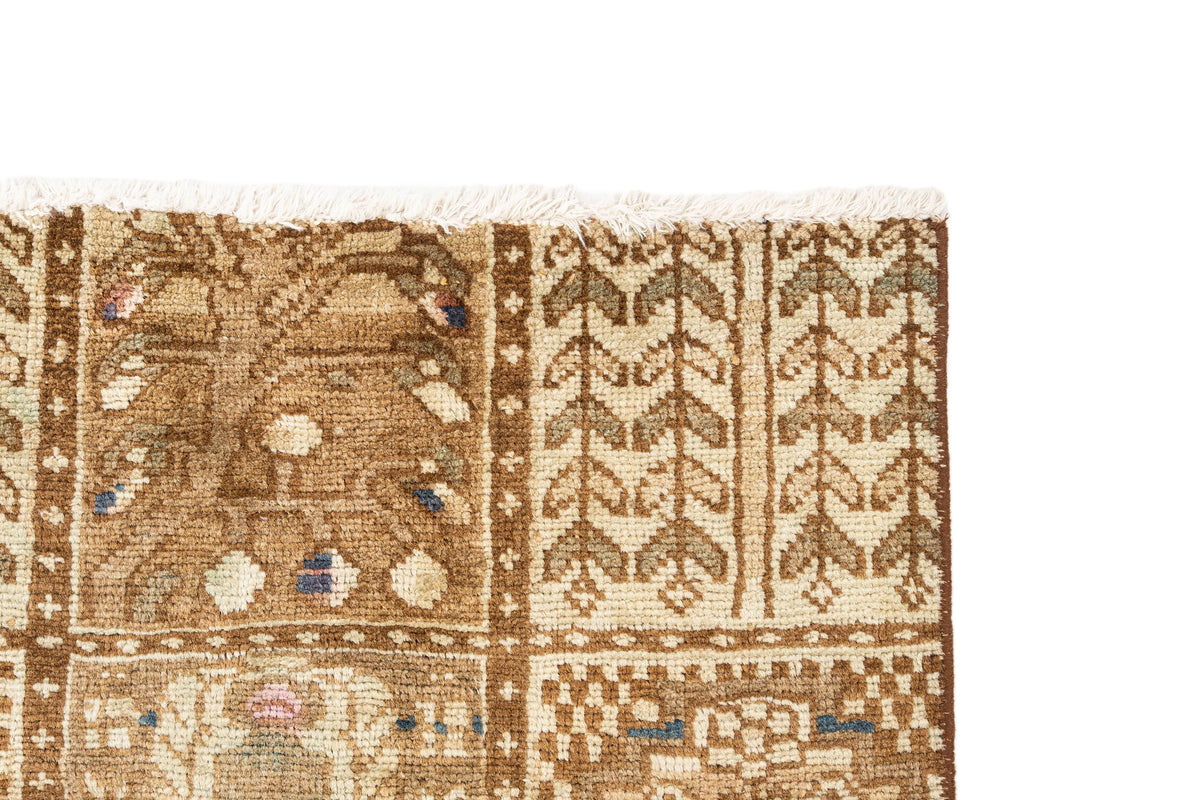 220 x 197 Vintage Royal