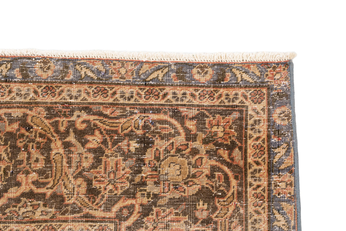 390 x 272 Vintage Royal