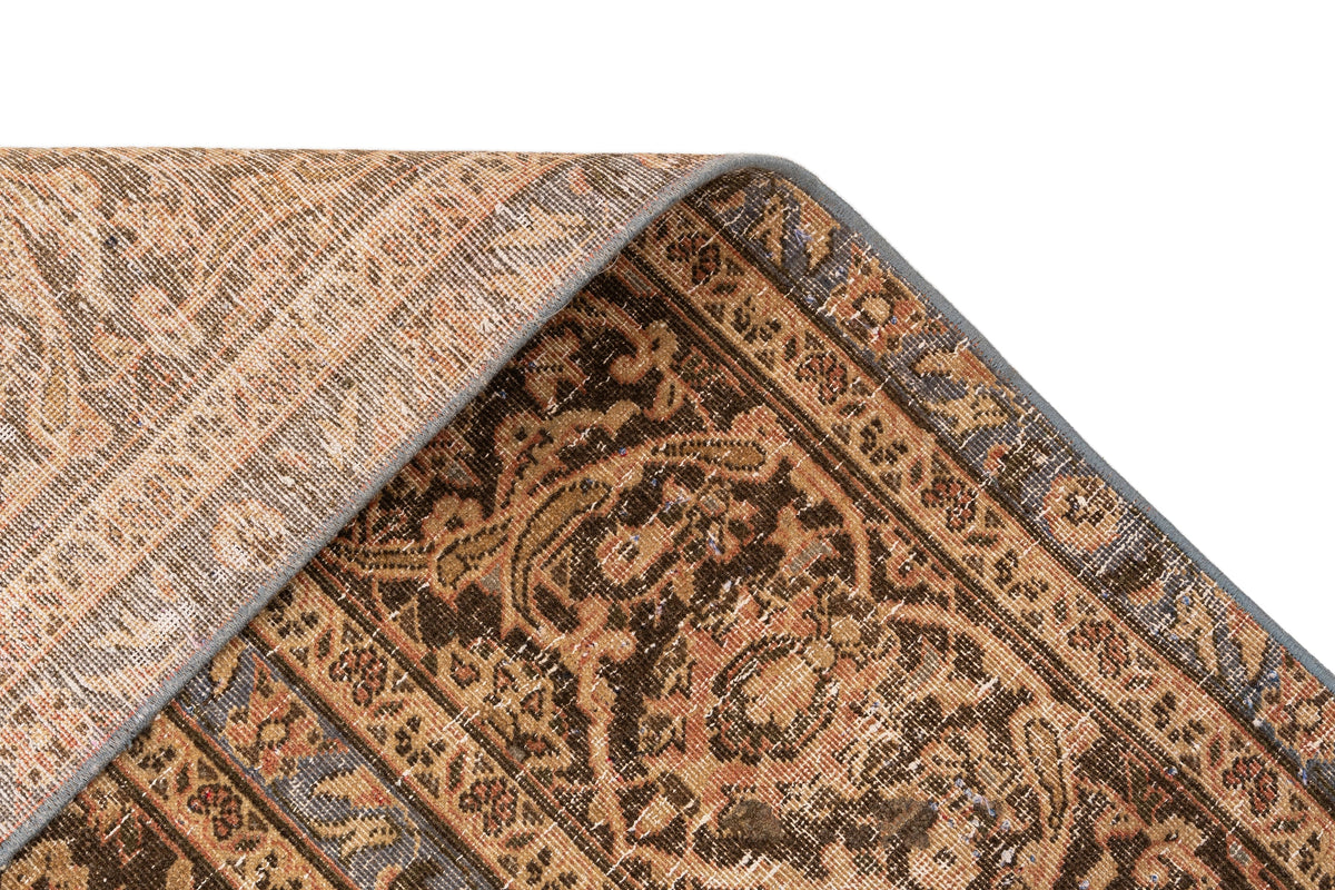 390 x 272 Vintage Royal