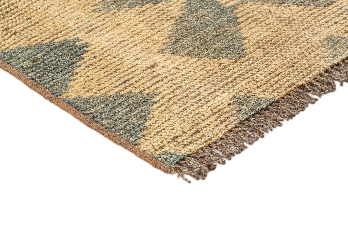 241 x 145 Vintage Royal