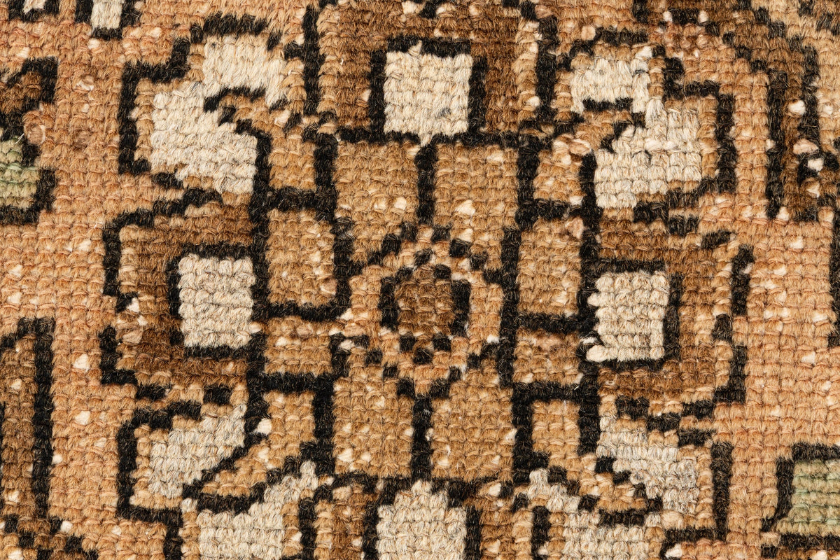 308 x 159 Vintage Royal