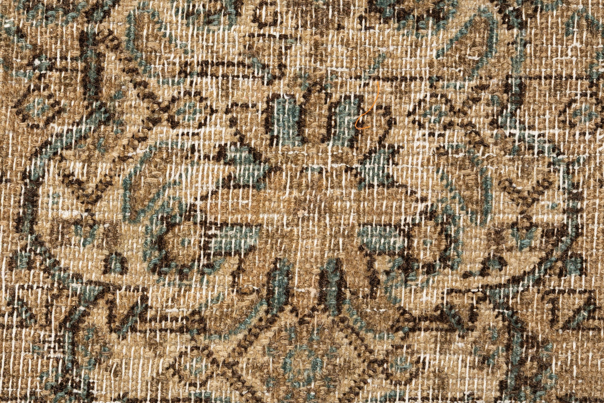297 x 239 Vintage Royal
