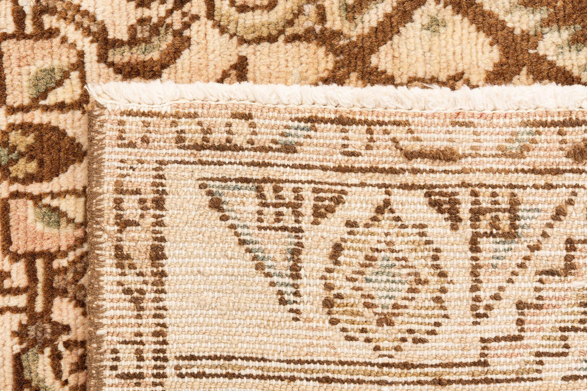 315 x 99 Vintage Royal