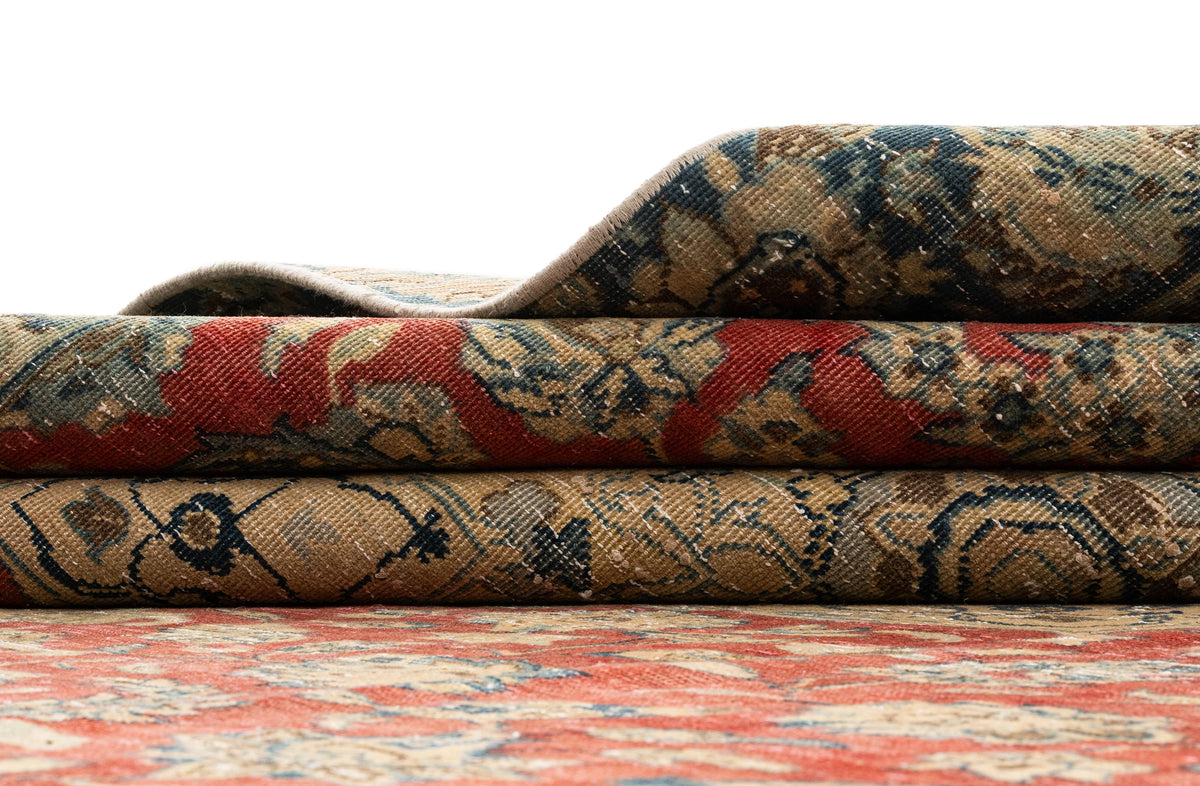 318 x 204 Vintage Royal