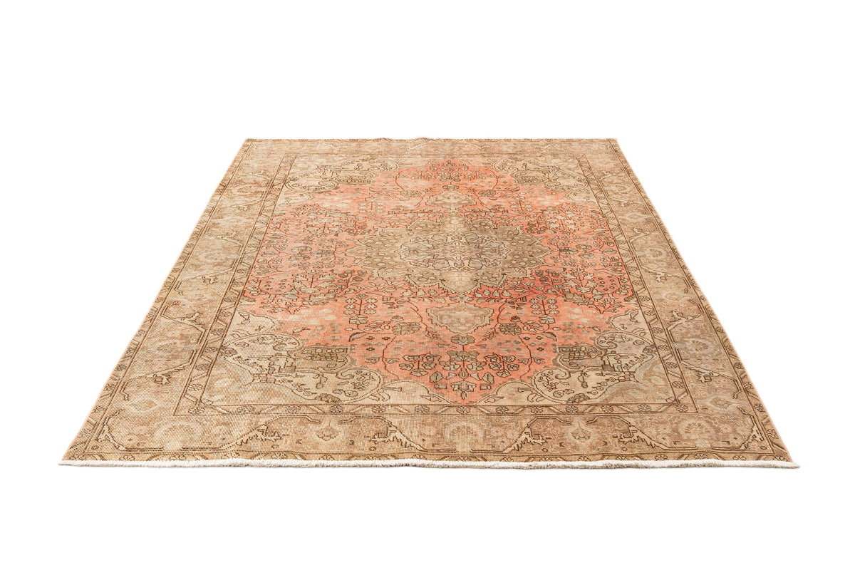 275 x 205 Vintage Royal