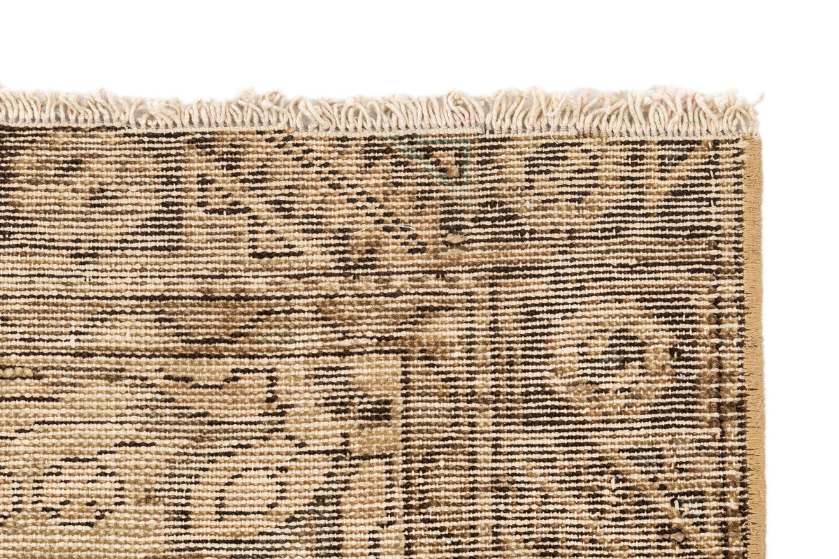 320 x 149 Vintage Royal