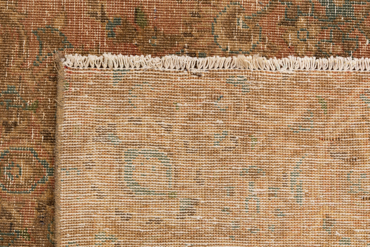 314 x 206 Vintage Royal