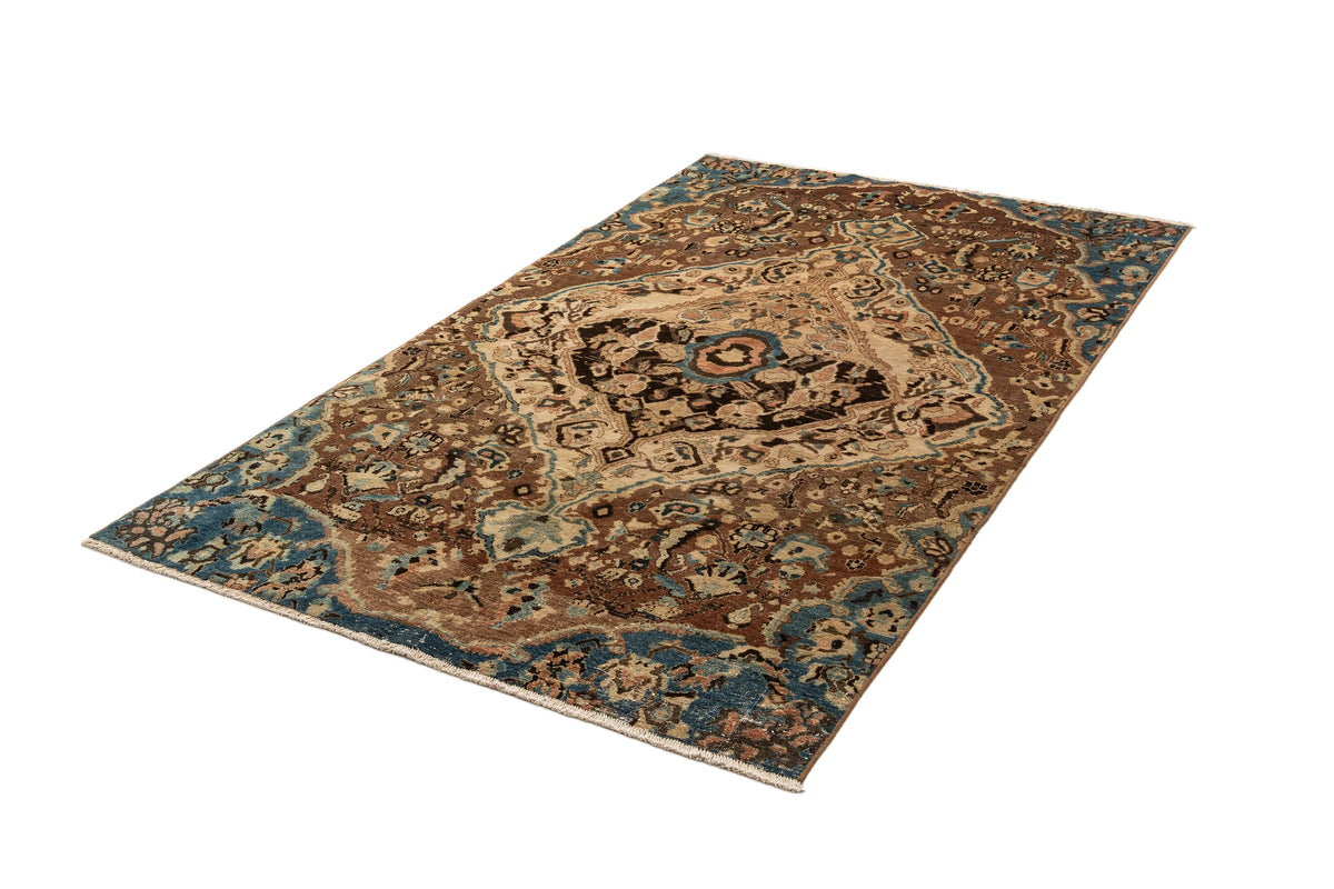 253 x 152 Vintage Royal