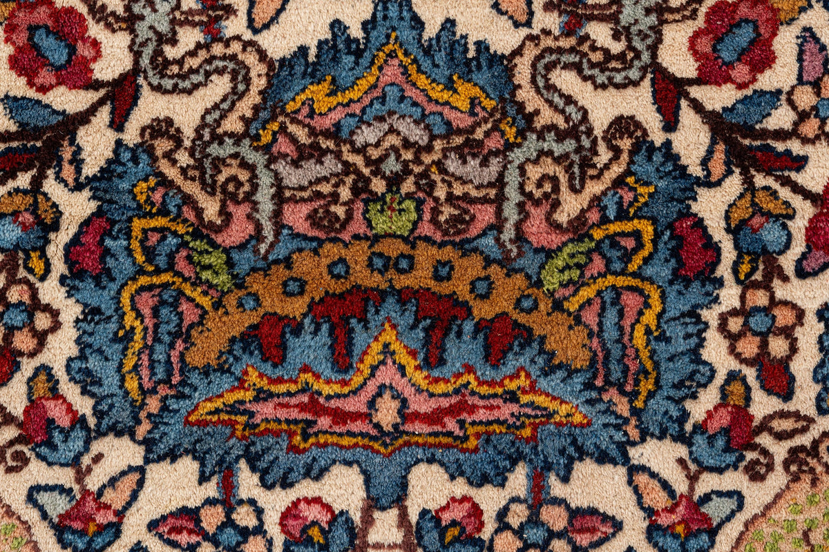 355 x 270 Kirman
