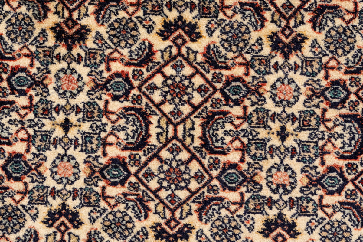 297 x 198 Bidjar