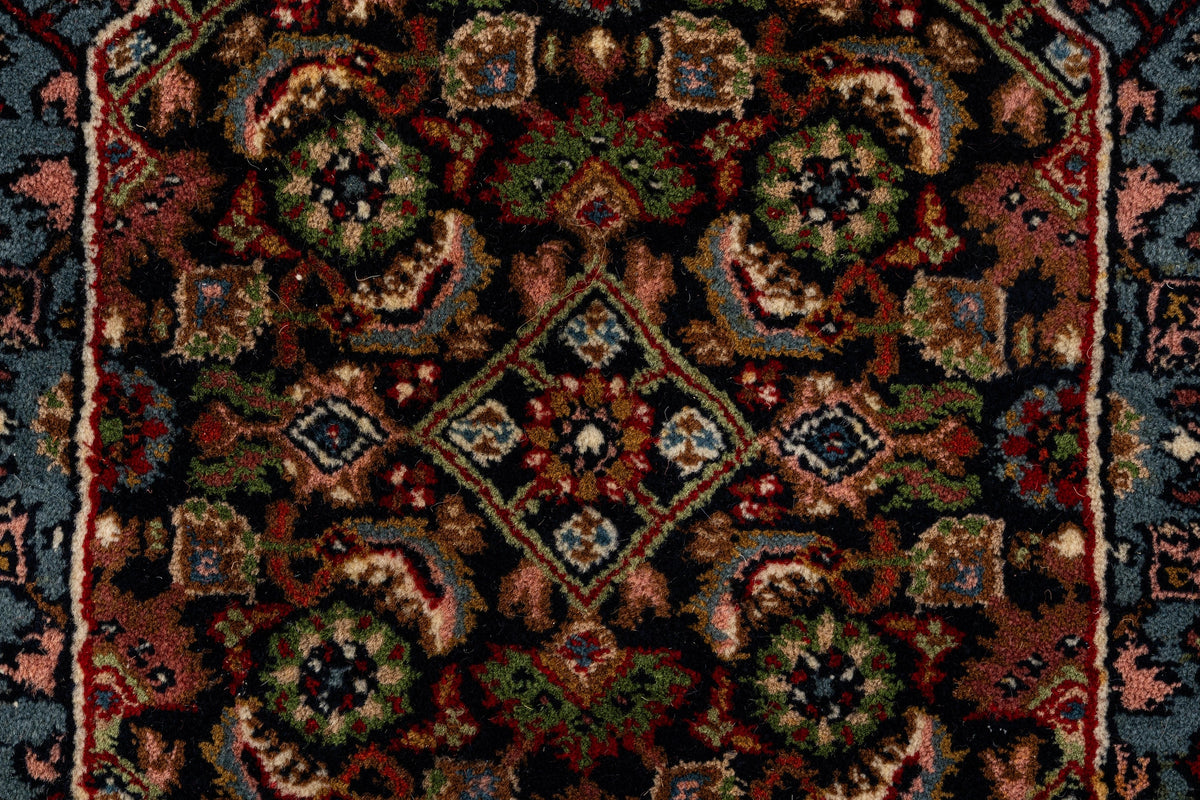 330 x 235 Indo Bidjar