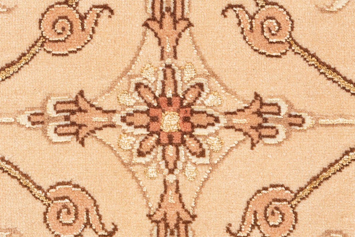 350 x 250 Indo Isfahan mit Seide auf Seide