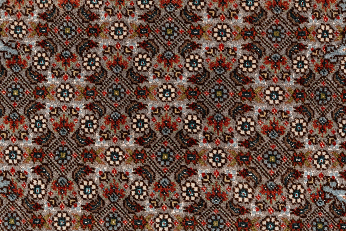 293 x 291 Täbriz Mahi