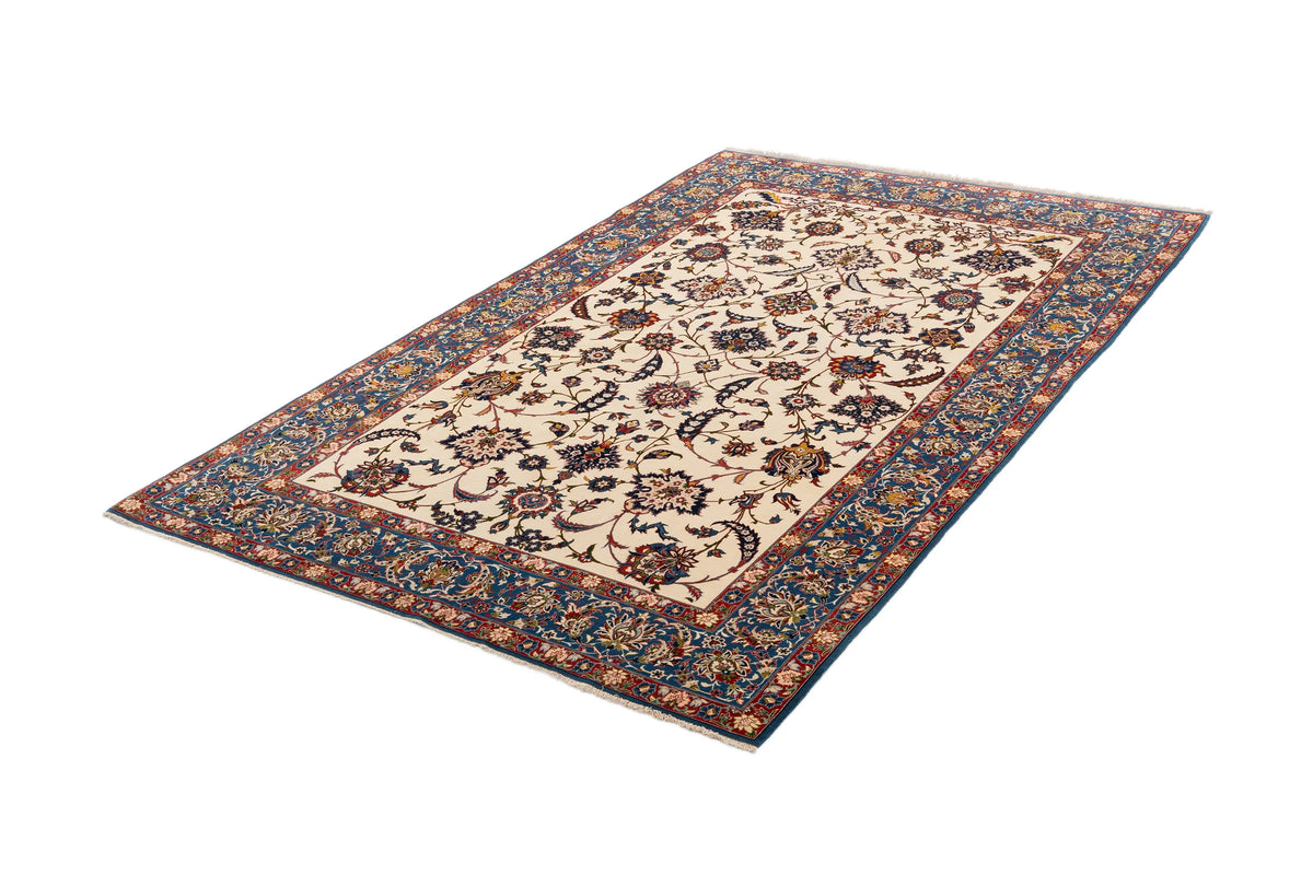 243 x 153 Isfahan