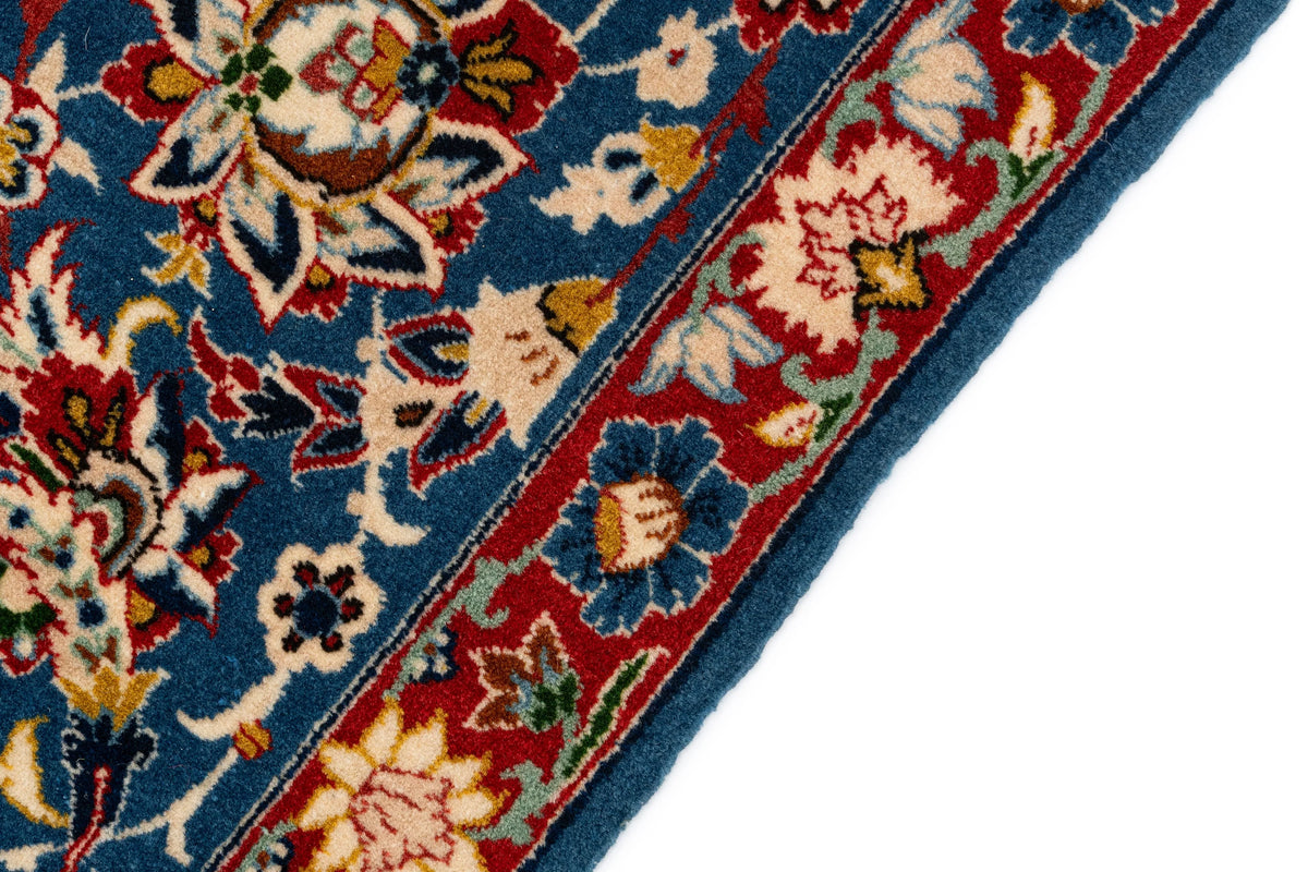 243 x 153 Isfahan