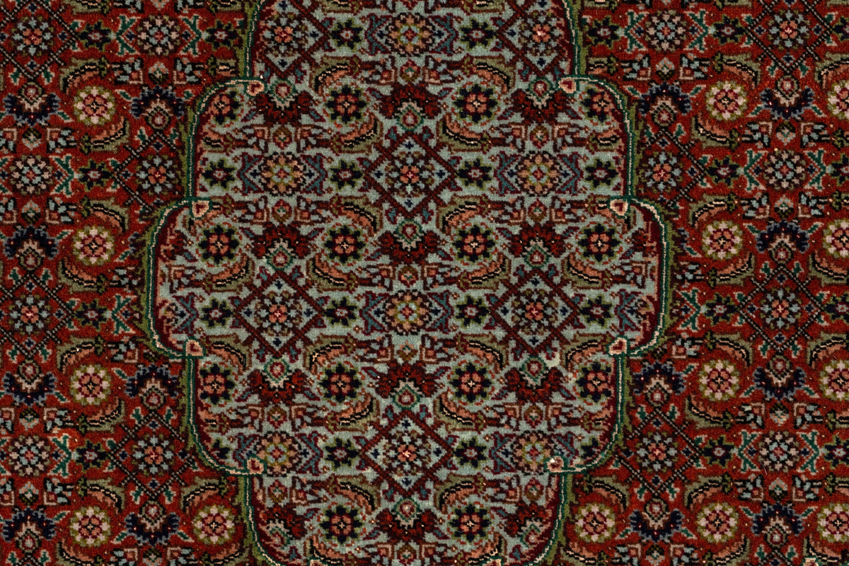 296 x 204 Täbriz mit Seide