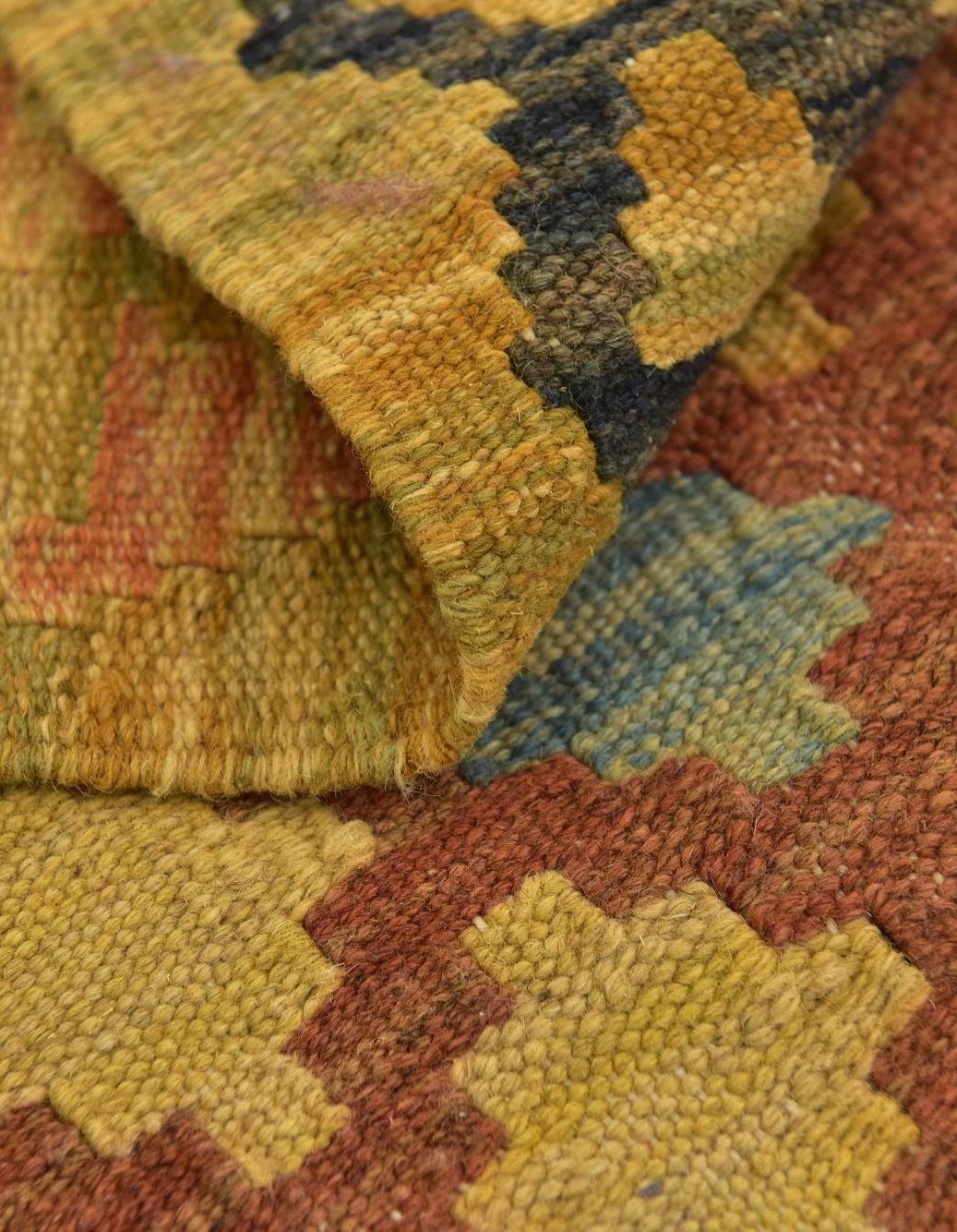 193 x 152 Kilim Maymana