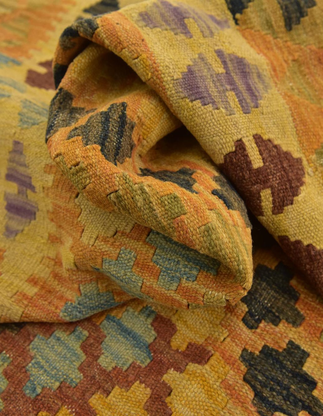 193 x 152 Kilim Maymana