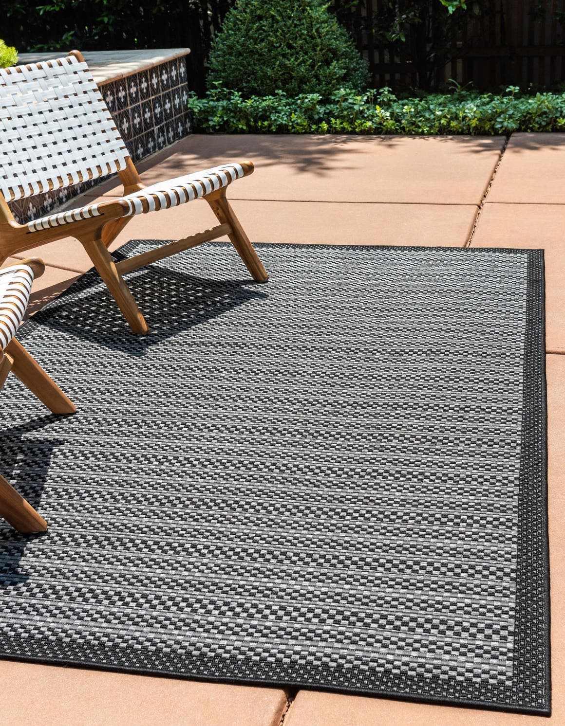 183 x 122 Outdoor Border