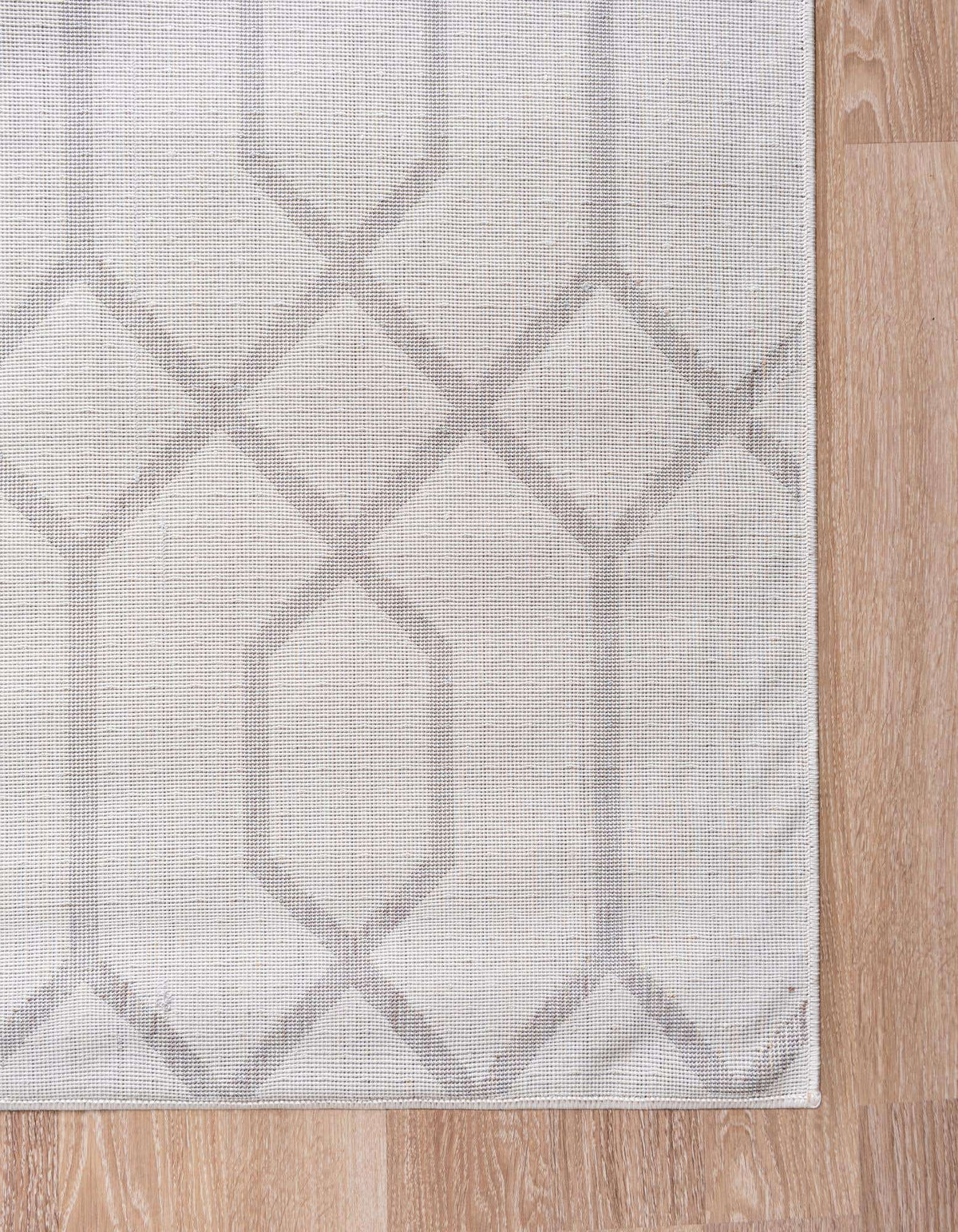 305 x 62 Marilyn Monroe™ Glam Trellis