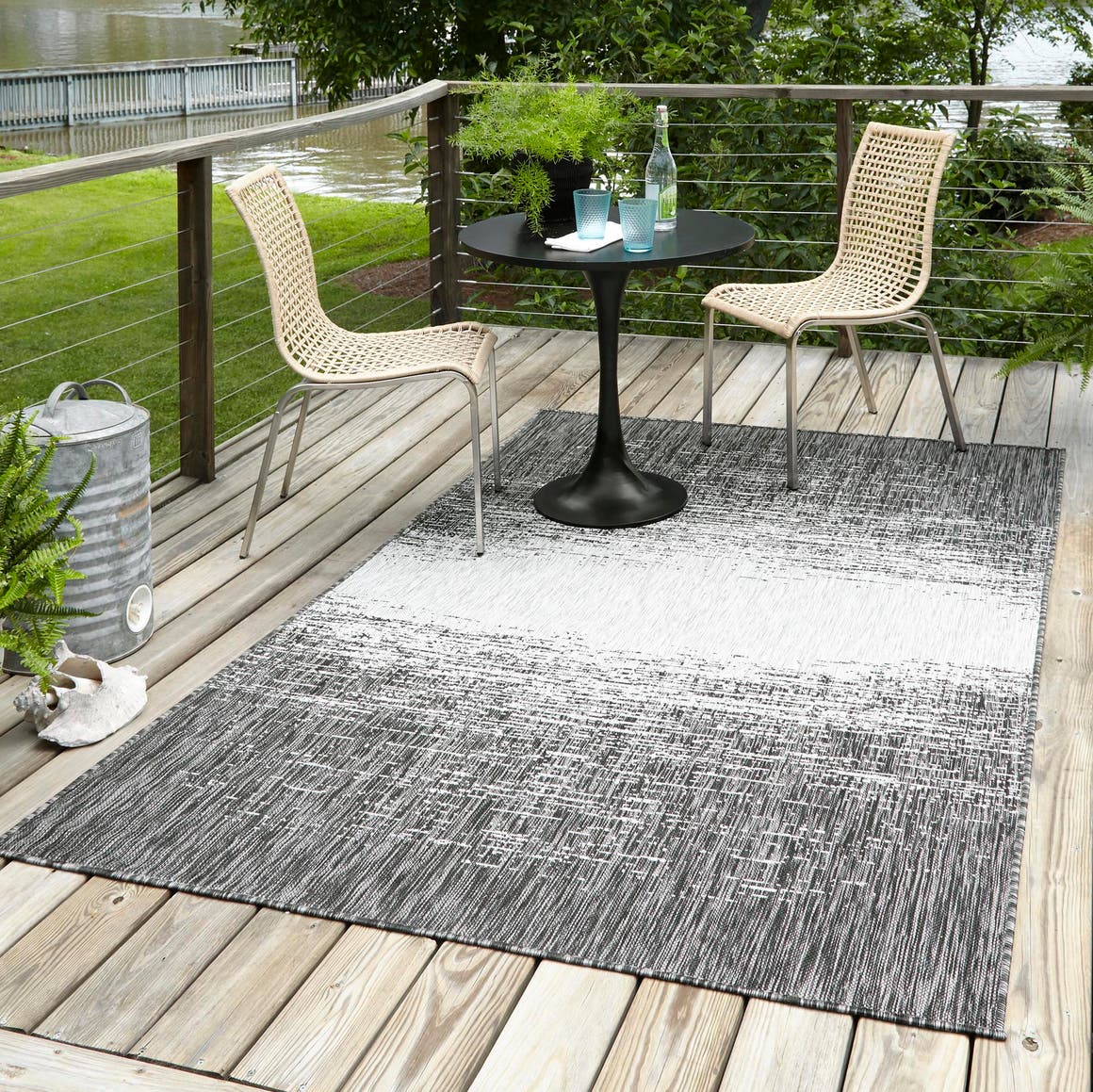 427 x 305 Outdoor Modern