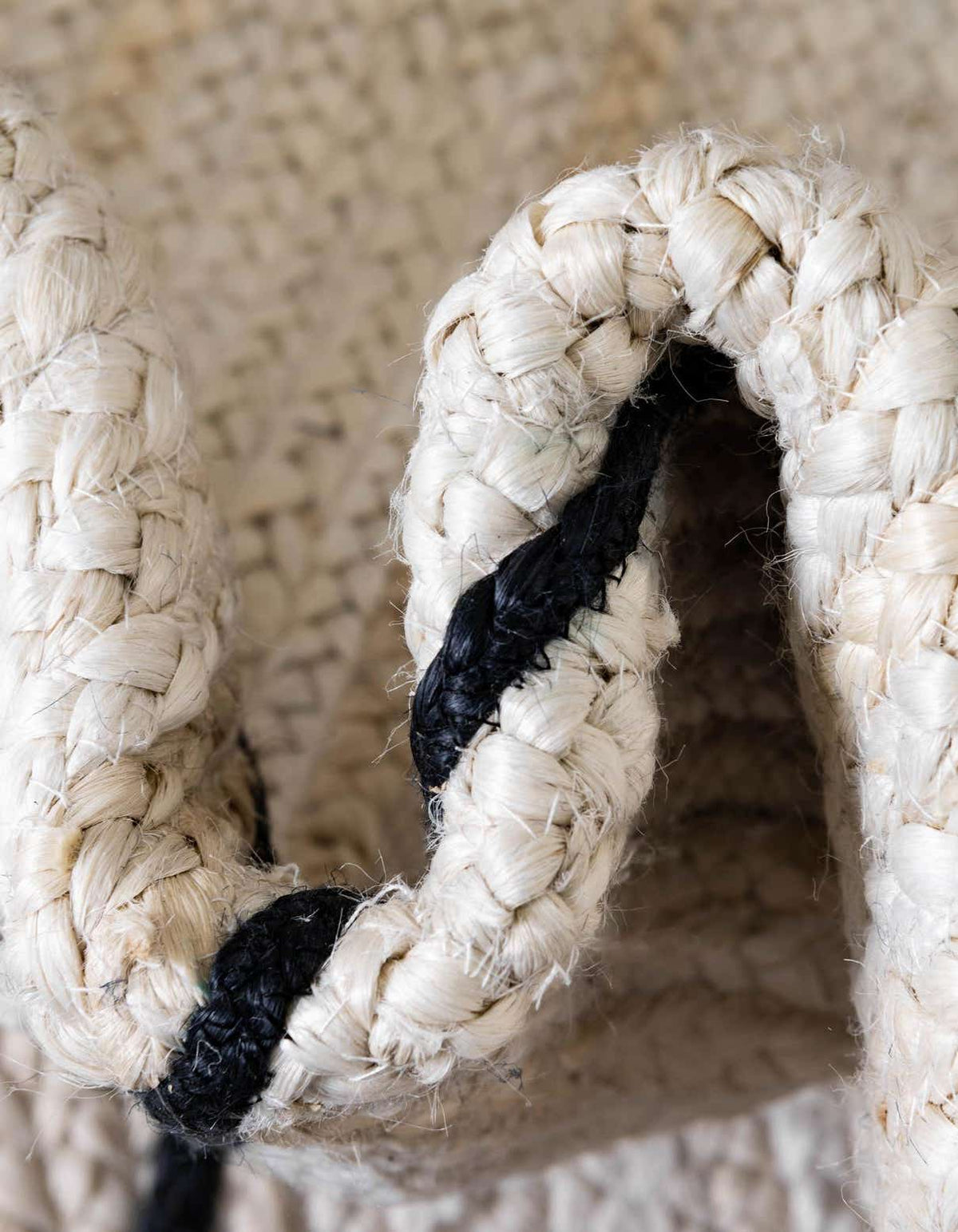 152 x 99 Braided Jute
