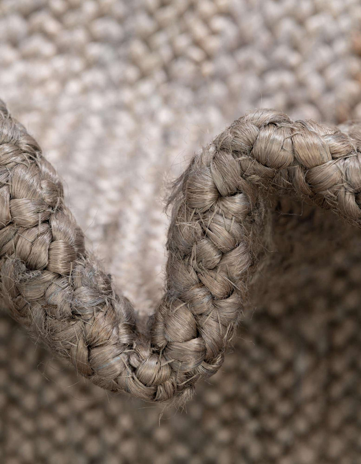 152 x 99 Braided Jute