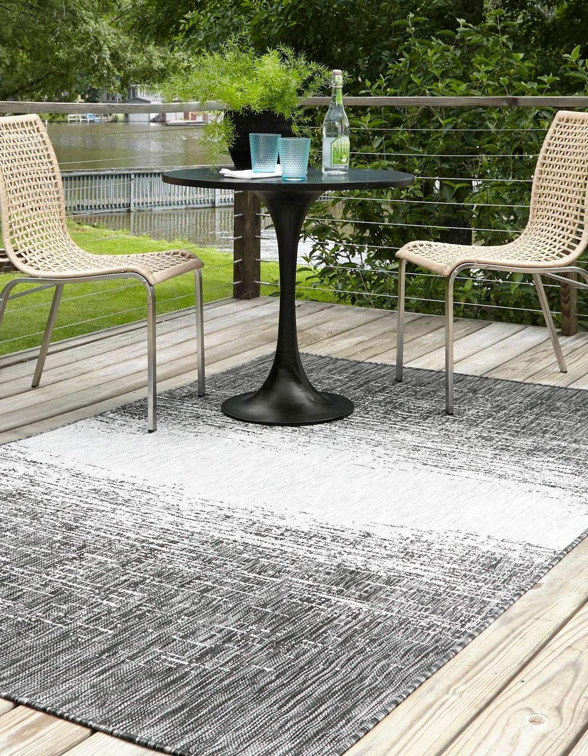 427 x 305 Outdoor Modern