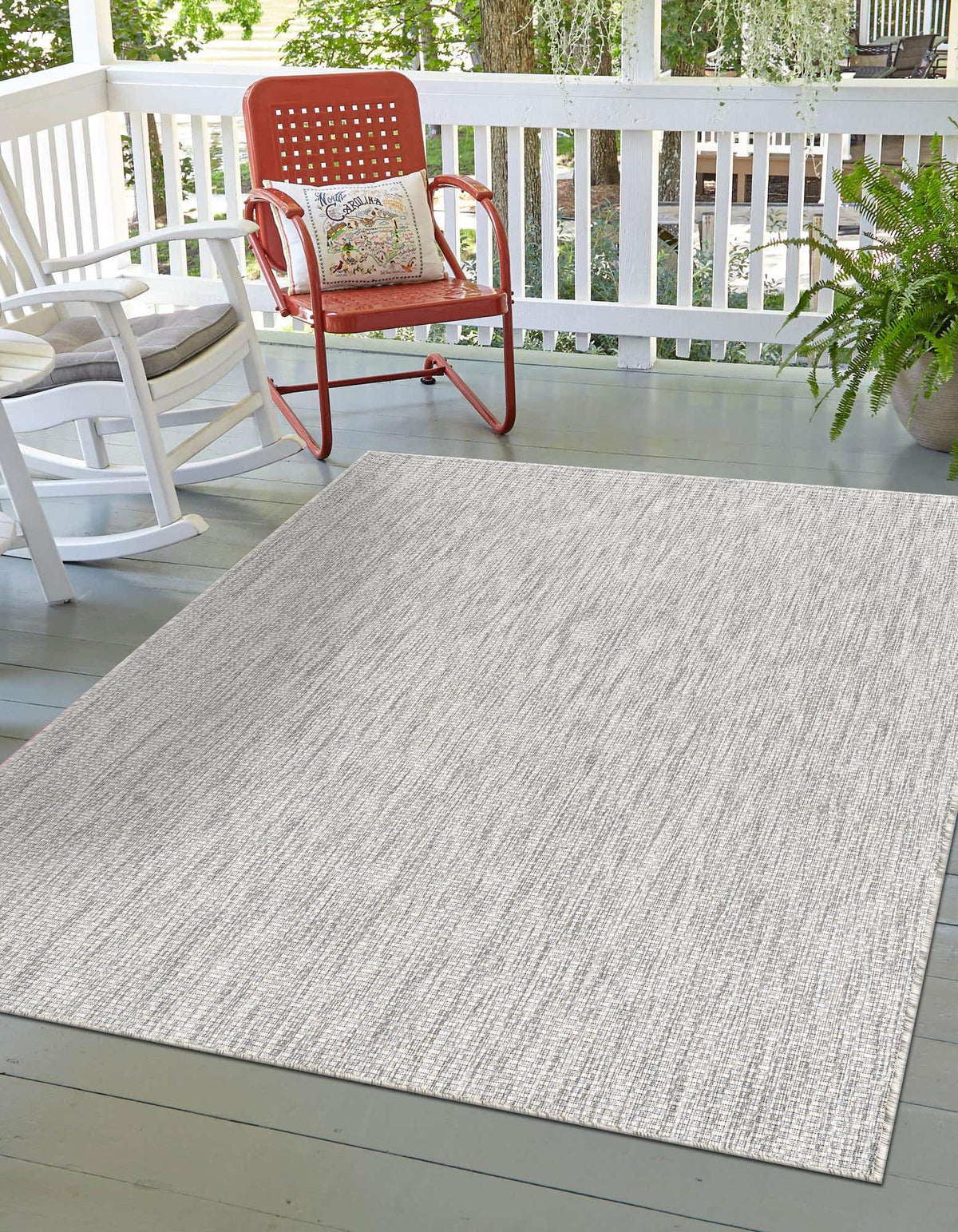 490 x 366 Outdoor Solid
