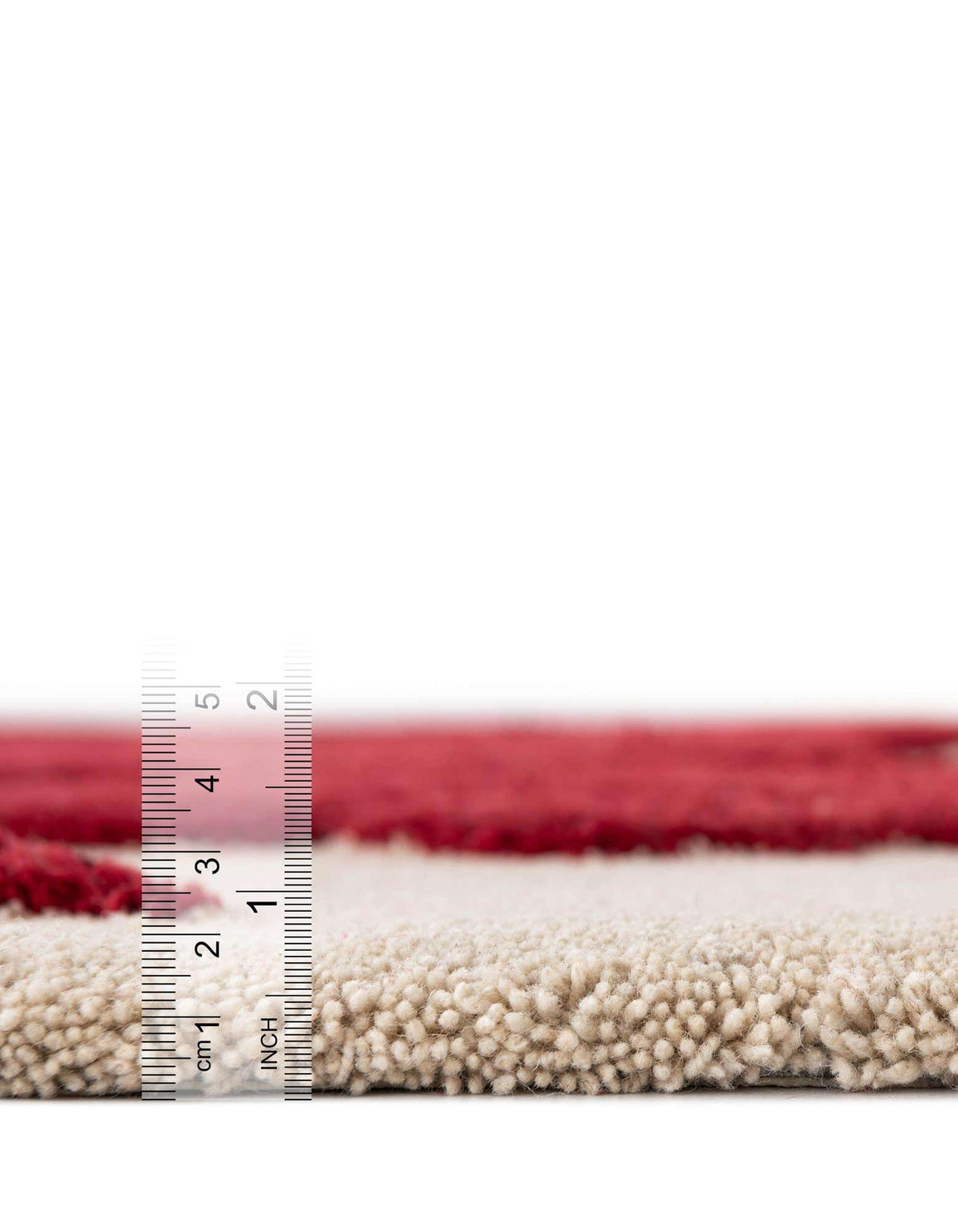 Rechteck Teppich AI Handgetuftet in Elfenbein und Rot von Hadorn™ - Lifestyle Image