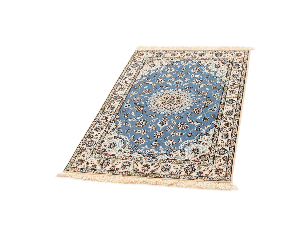 125 x 83 Nain 6 La mit Seide