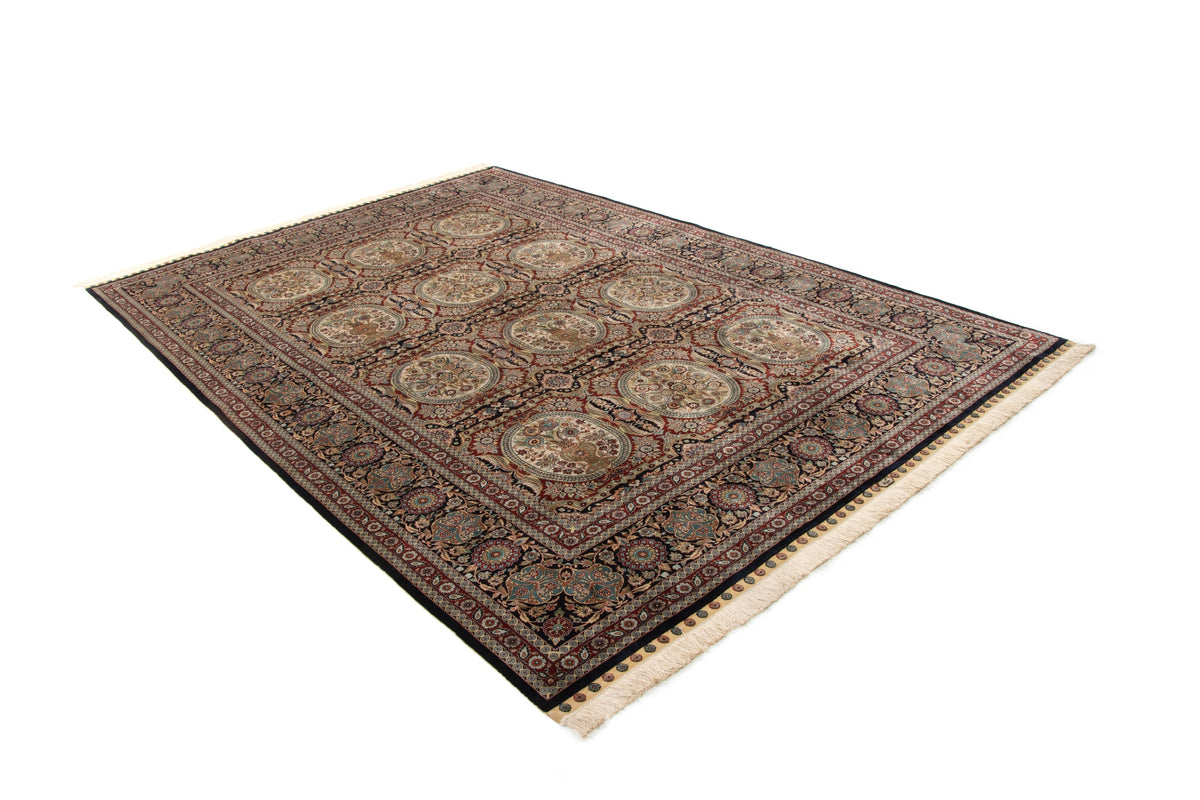 203 x 294 China-Hereke Seide