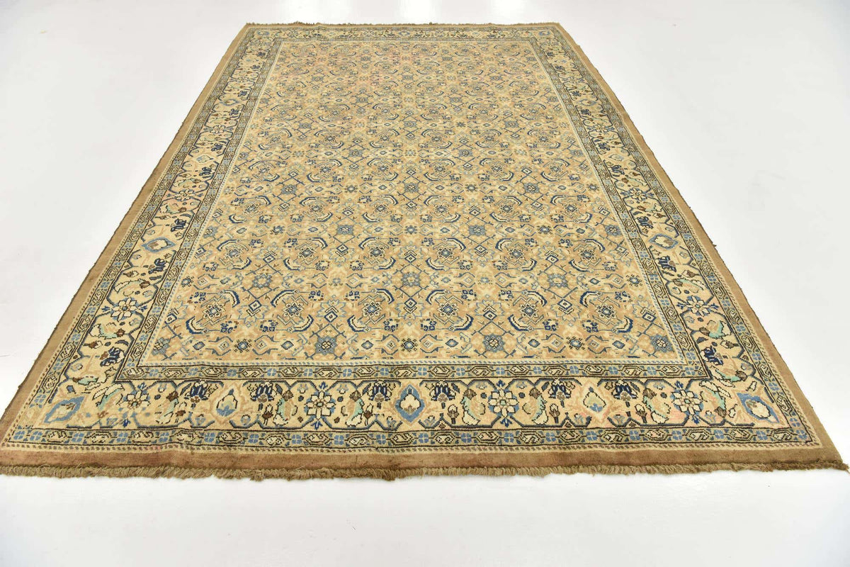 218 x 328 Farahan