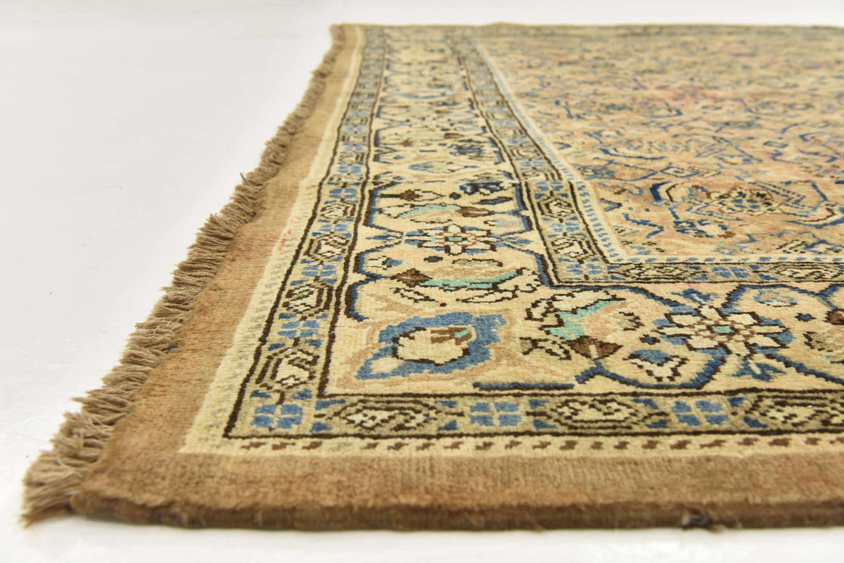 218 x 328 Farahan
