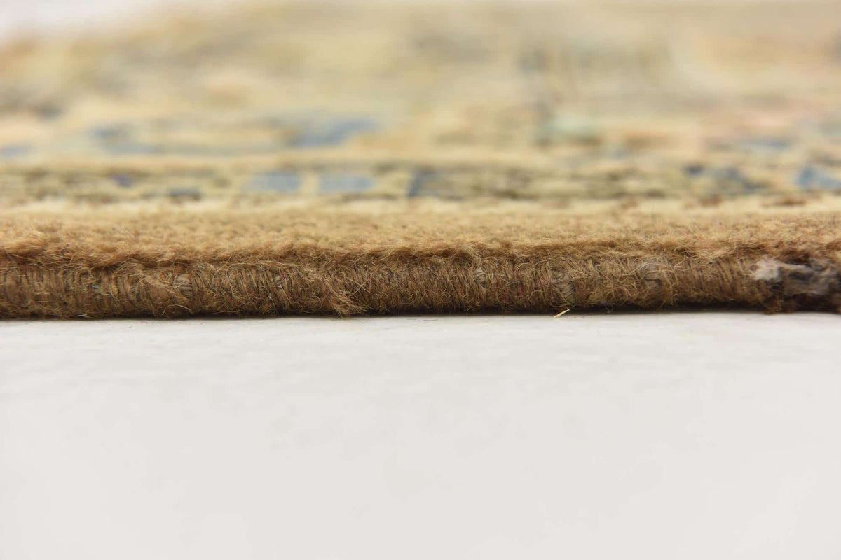 218 x 328 Farahan