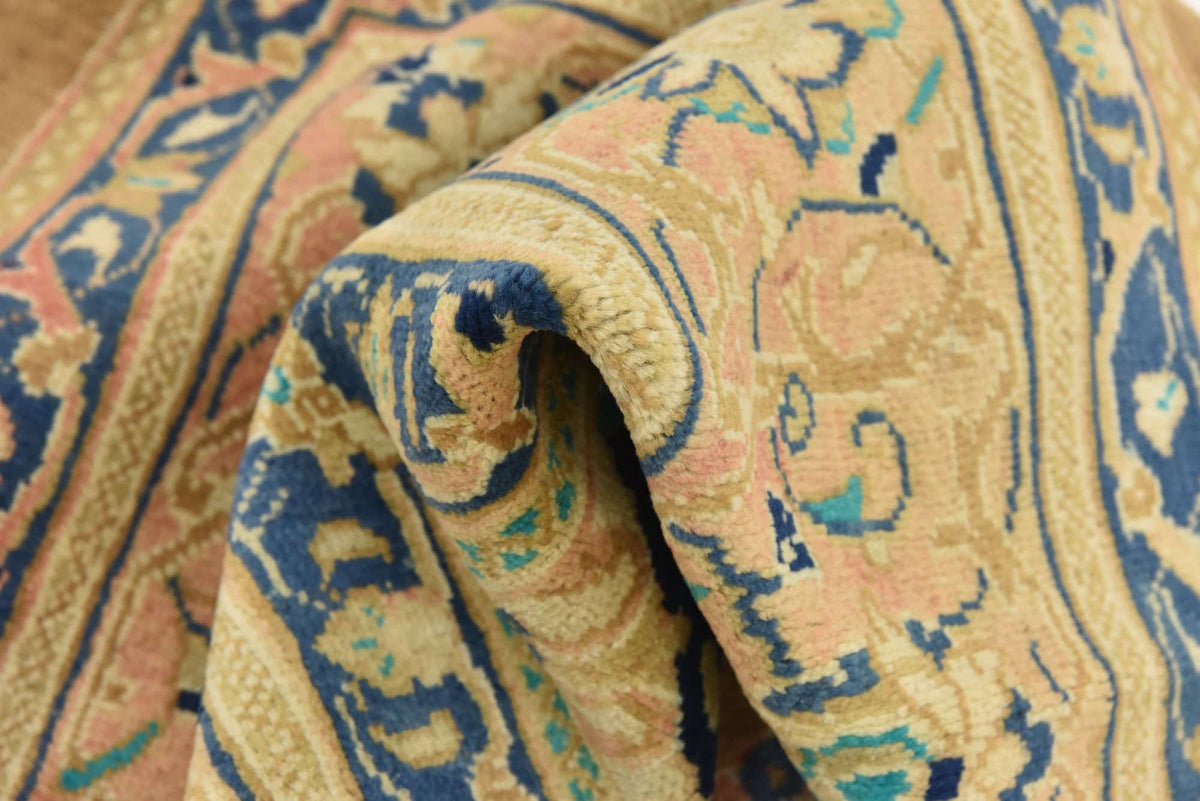 300 x 411 Farahan