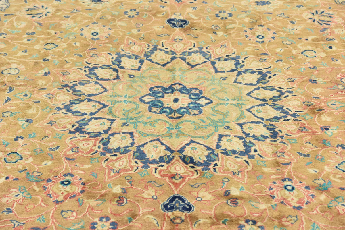 300 x 411 Farahan
