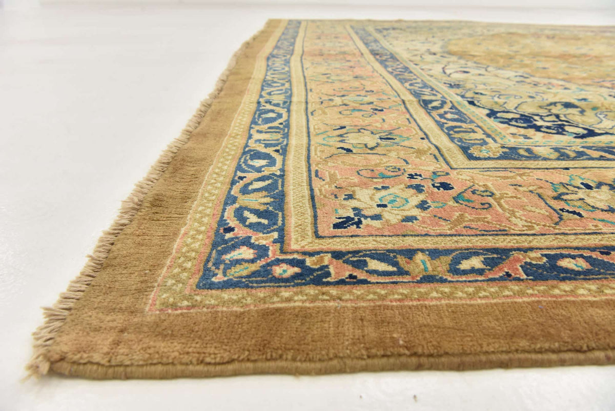 300 x 411 Farahan