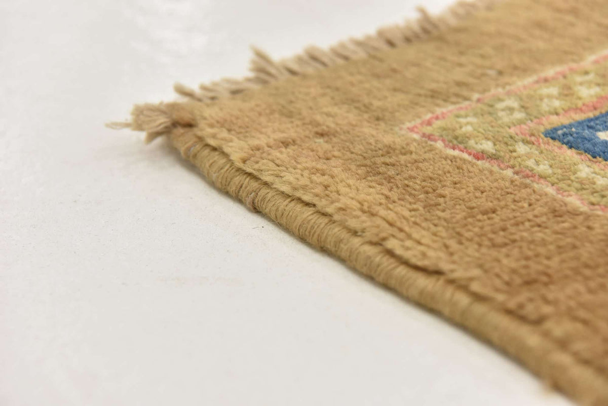 300 x 411 Farahan