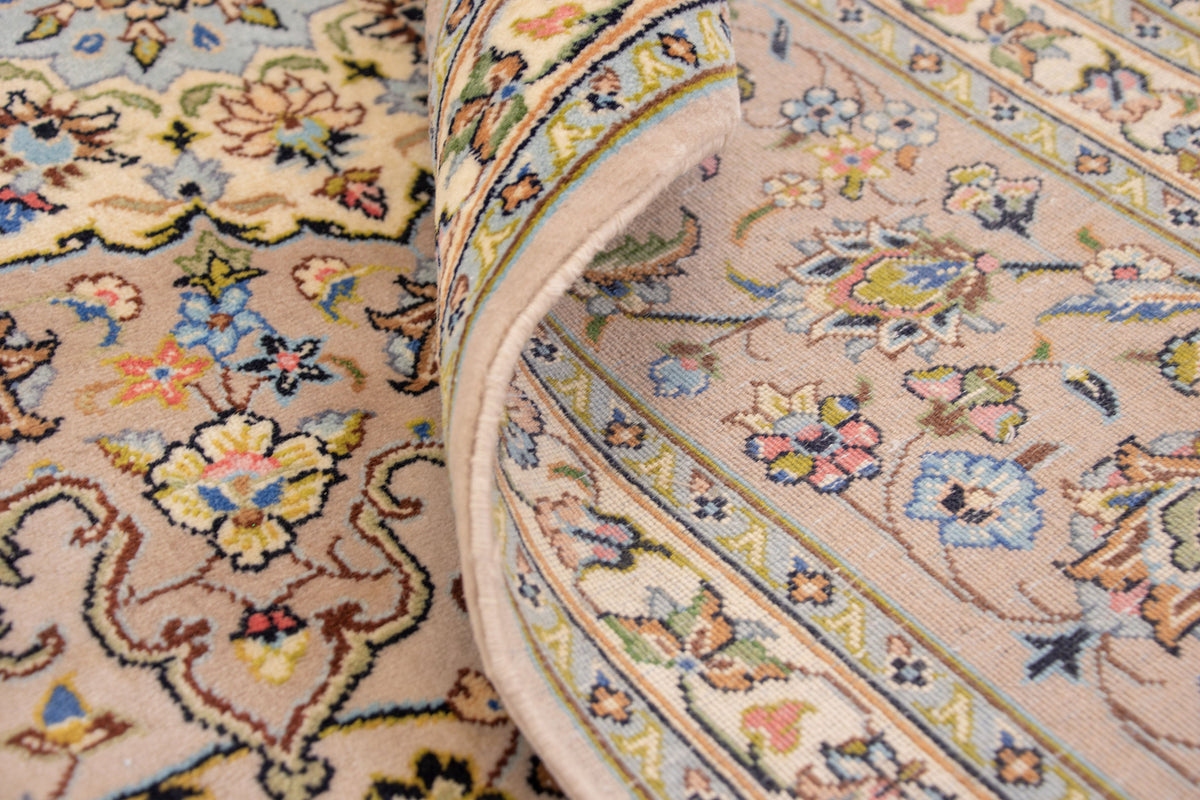 249 x 348 Kashan