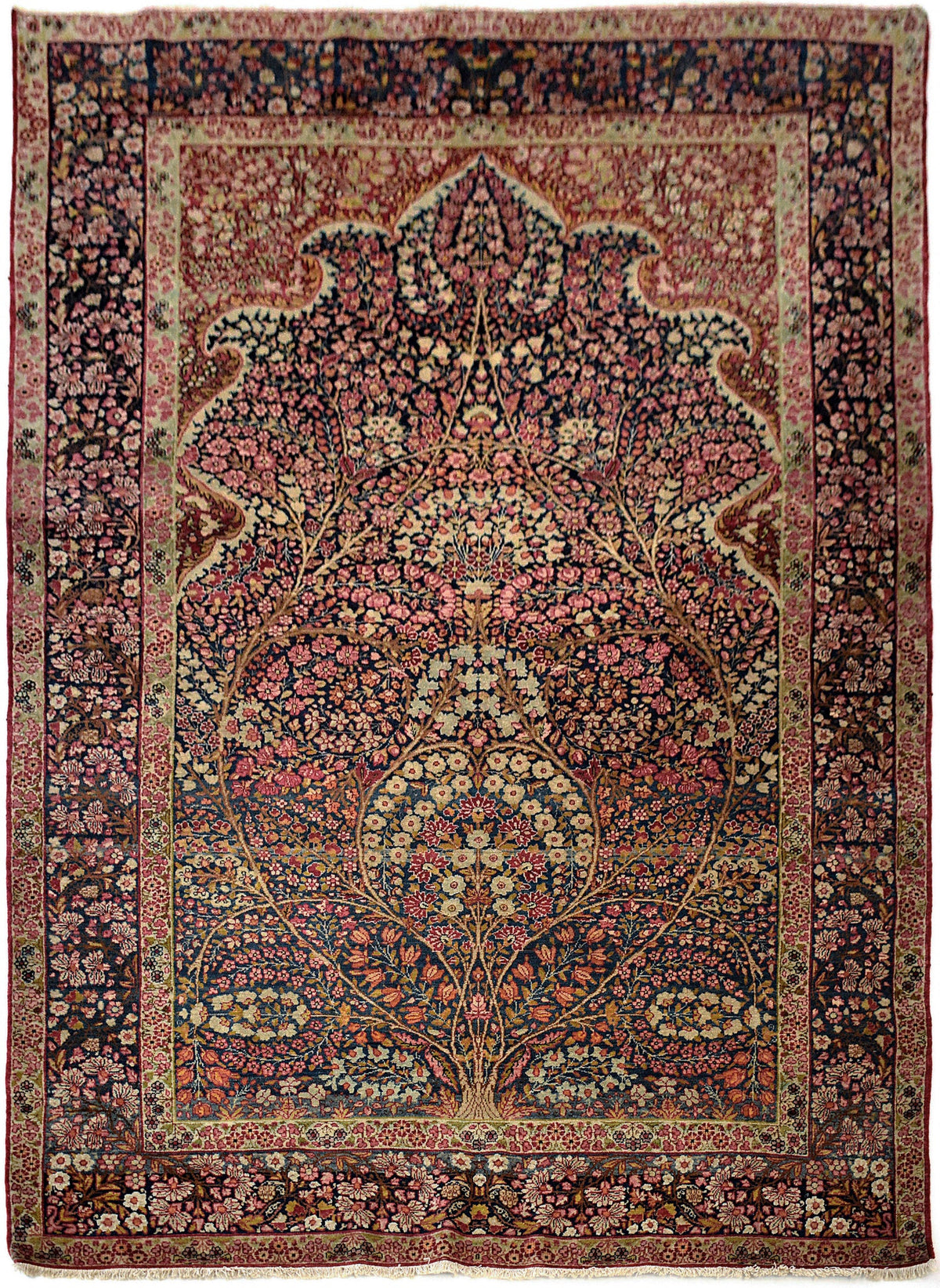 140 x 226 Kirman alt