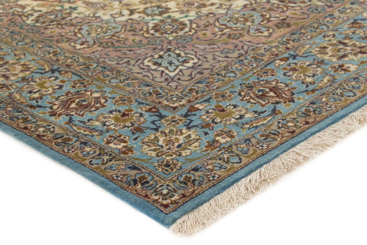 165 x 104 Isfahan