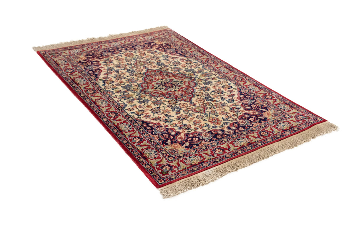 105 x 157 Isfahan