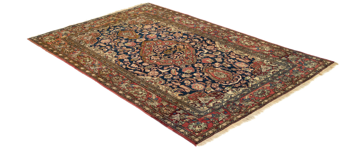 137 x 211 Isfahan alt