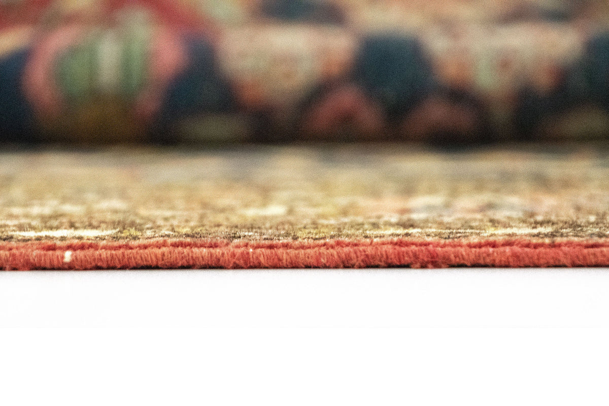 137 x 211 Isfahan alt