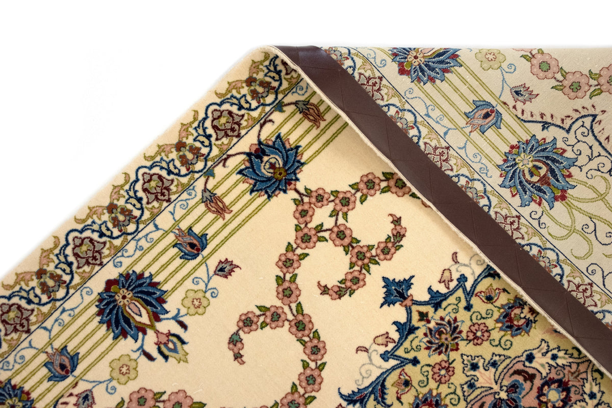 107x173 Isfahan con seta