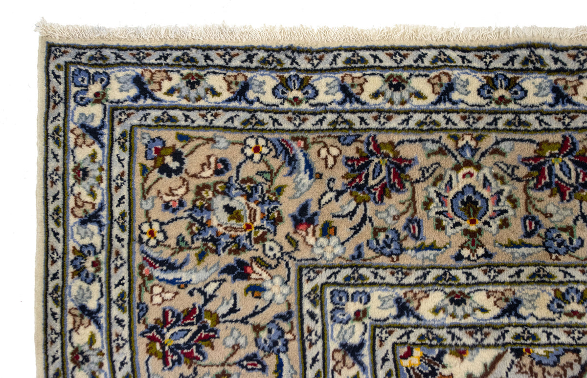 253 x 345 Kashan