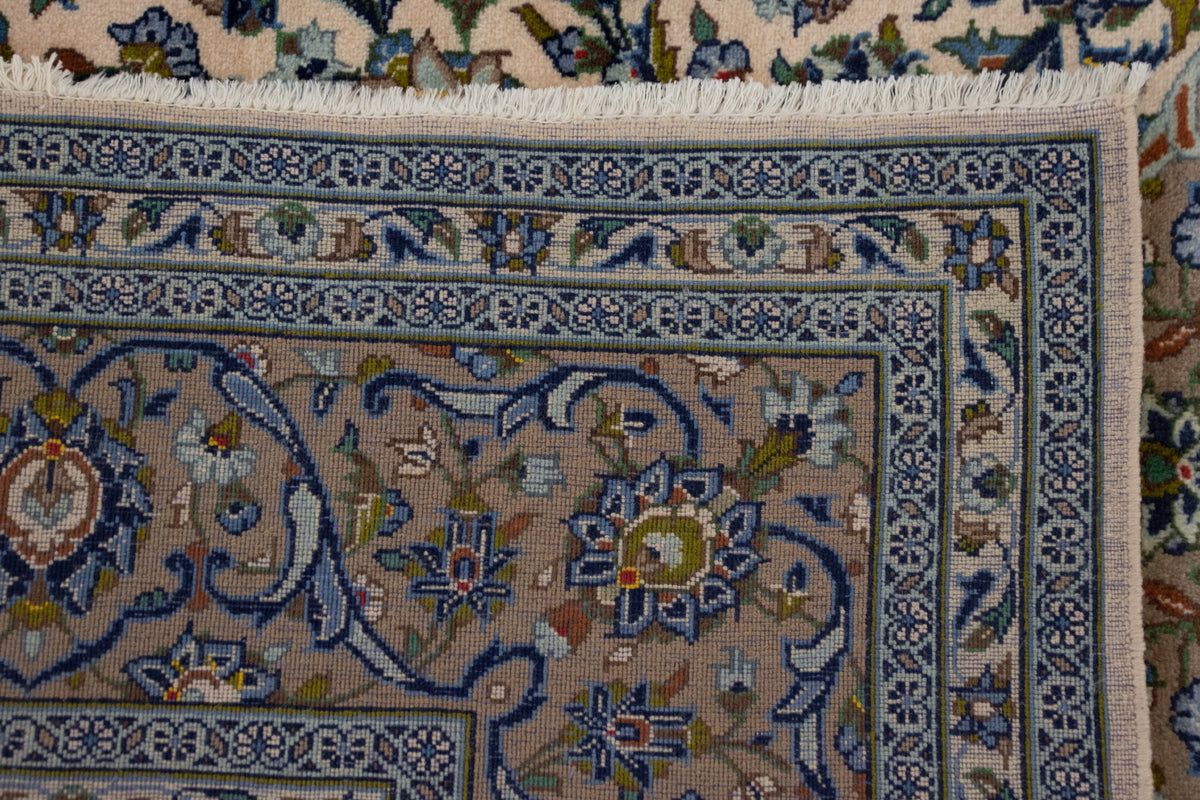251 x 351 Kashan