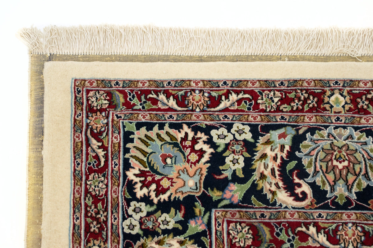 208 x 613 Isfahan fein