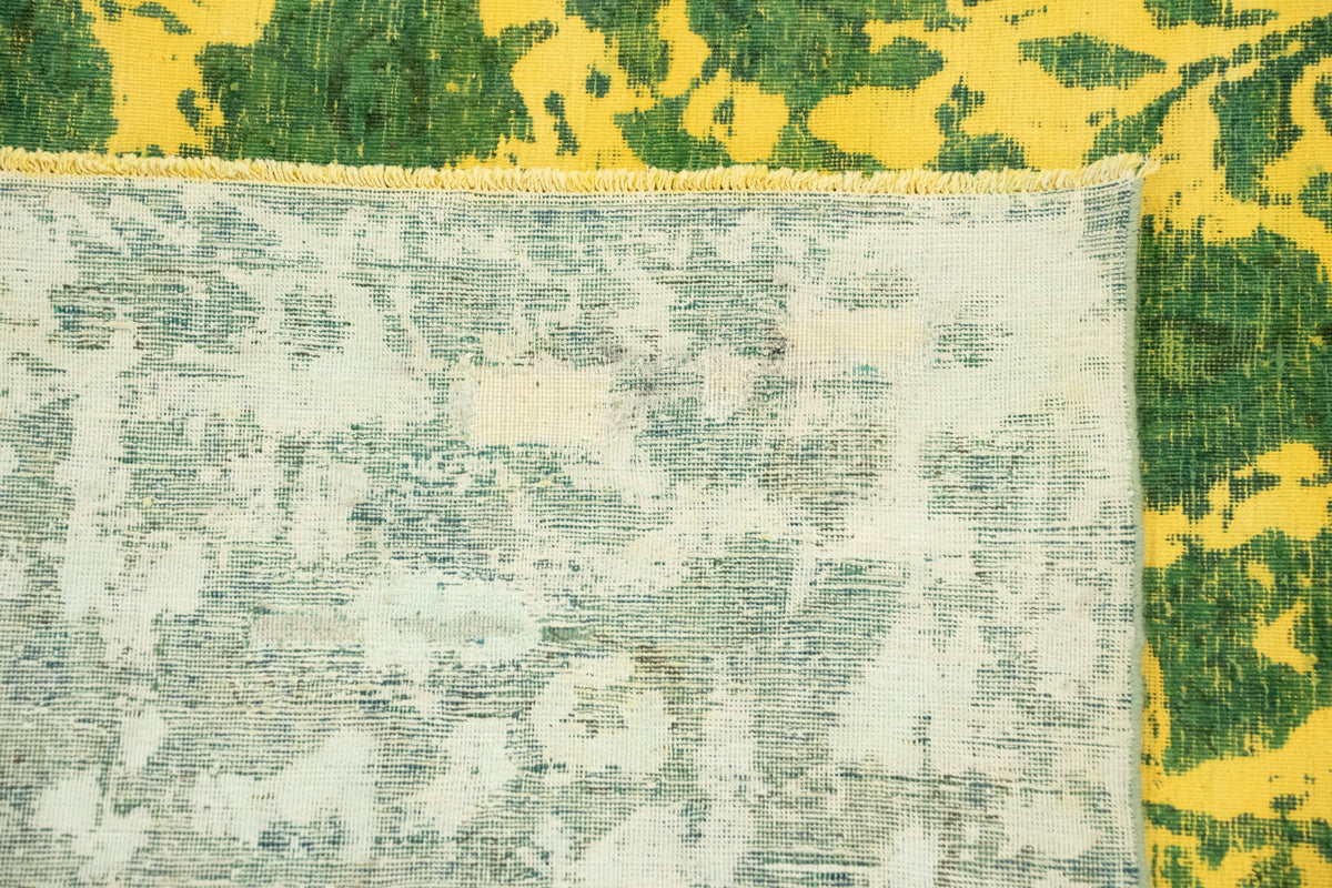 507 x 295 Vintage Royal